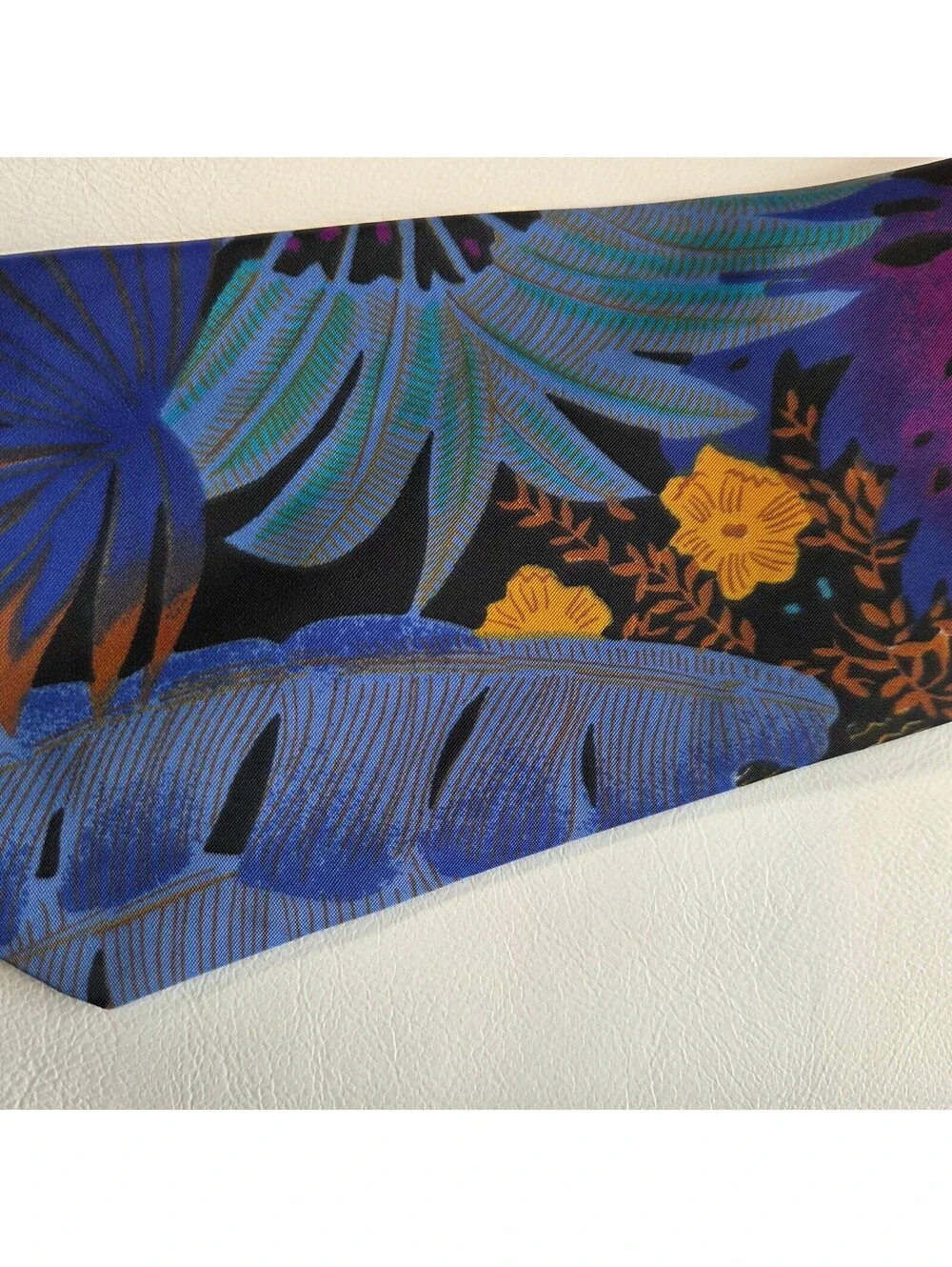 Men's Floral Patterned Silk Tie in Blue and Purple
